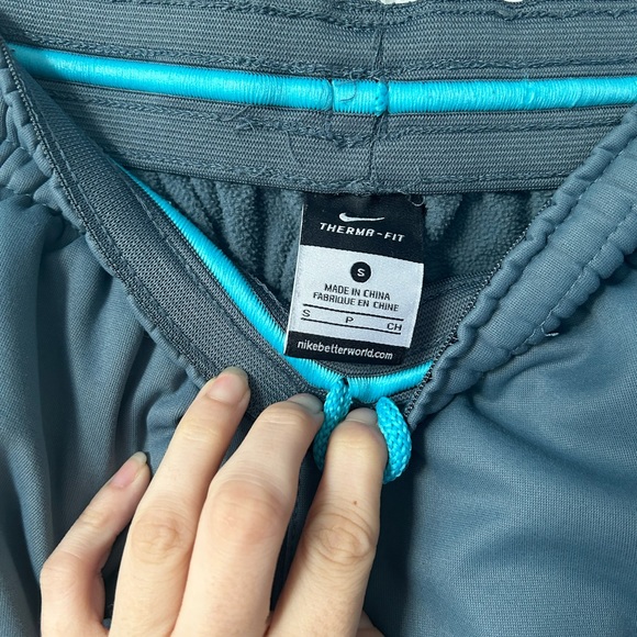 Like New Nike Therma-FIT Relaxed Track Pants S - Picture 4 of 7